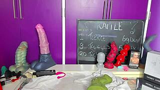 Hot Slut Siswet Takes Huge Dildo In Her Smelly Ass