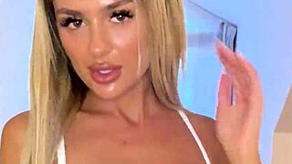 Pretty brunette Molly Volk shows her big ass and hairless body 😍