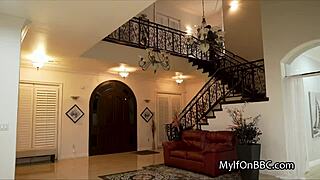 Bored Cougar Gets Huge BBC At Home