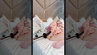 Mia Malkova's Pussy Creamed by Fuck Machine