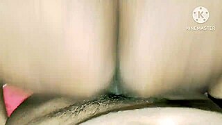 मैं इंडियन भाभी को बॉयफ्रेंड से चुदाई होते देखता हूं हिंदी ऑडियो के साथ।