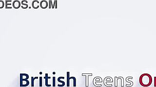 गर्म नर्स मरीज को चोदती है और उसे कम करवाती है!