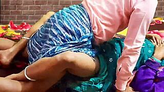 18 साल की इंडियन गांव की लड़की रैंच पर बाहर जोर से चोदी जाती है! क्या नजारा!