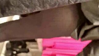 Man, I caught dis juicy German milf butt on hidden cam, so thicc!