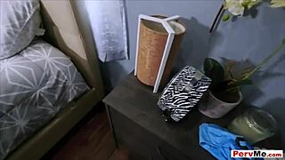 I got caught sniffing my stepmother's panties while she was a brunette milf giving blowjob.