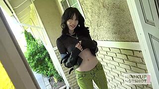 pale queen leda elizabeth loves huge dick