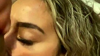 comi essa enfermeira novinha e arrombei todos buracos dela