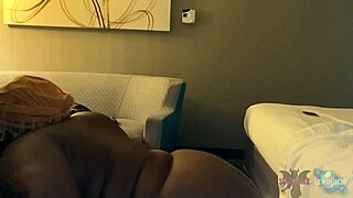 Slut Sophie Dee stuffs her mouth at the glory hole.