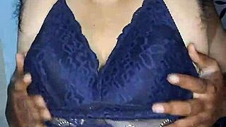 बड़ी चूचियाँ दिखा रही हूँ - पसंद आईं?