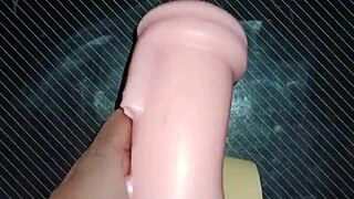 Trio kissy y dolly from vagina to tits leaves me dry.