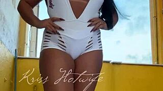 Naughty Wife Flashes Short Shorts at Gym Friend