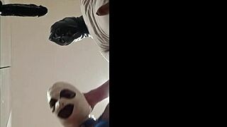 hey, i moan sucking three monster cocks but prefer fresh cum in mouth from sexy latina milf