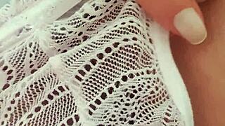 Masturbação - Buceta Grande E Molhadinha Cabeluda Deliciosa Com Cock Sex