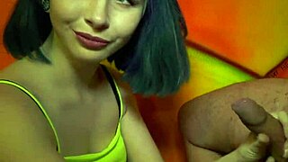 Amateur Girls Tease On Webcam?