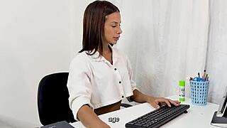 Aisha Ferrari in Rough Interracial Sex
