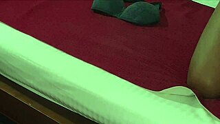 indian coed divya gets her ass fingered 😍