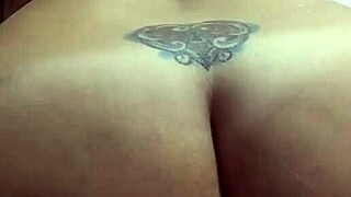 i'm playing with my dildo on all fours like a little bitch, showing off my big ass and pussy