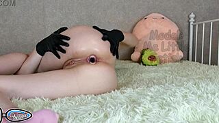 Oh wow, stepsister's pissing in latex gloves with buttplug in her ass! Big clit masturbation close-up!