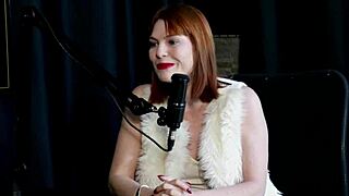 Reh Queen gets handjob and squirts?