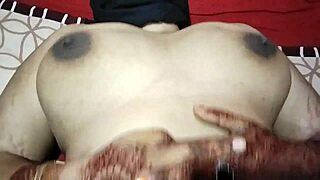 indian amateur hot chubby aunty gets creampie