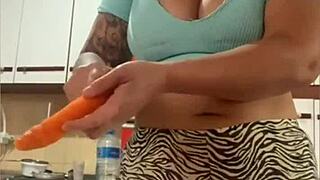 i watch this young 18+ usa girl do live in short clothes almost naked