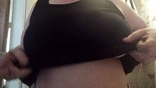 I recorded my fat bbw tits and nipples in rubber on this date.