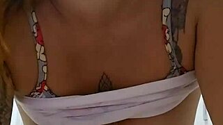 Trying to convince my man to leave his wife for flashing