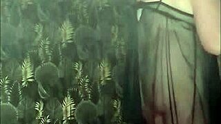 Mistress Kantalie humiliates slave Ebed at the Amazones cross in this outdoor bdsm session!