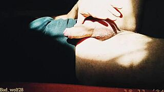 is bad wolf28 giving handjob to penis at sunset?