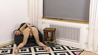 Is Macy Ssens masturbating her wet pussy in close up 4K?