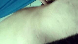 rico culo de madura latina en el dormitorio amateur con joven 18+ 😏