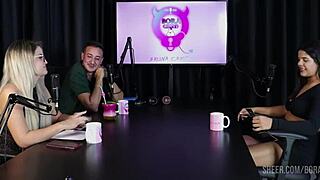 Compilados Da Val Mineirinha No Bora Cast Com Bruna Carlos Watch On Sheer Red