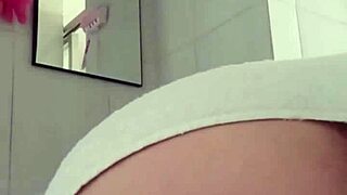 Hot Mature In Shower Prepares For Fucking