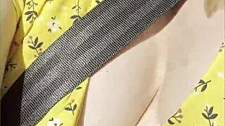 Wifey boldly flashes big tits while driving car