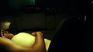 Horny Babe Fucks In Parked Car As Pedestrians Pass By