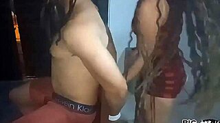 Que puta soy castigo a mi hermanastro por no quererme follar sexo duro