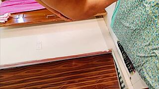 रंपा21 क्लियर बंगाली होममेड फक वीडियो में