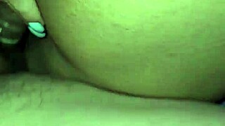 Sigue amor que rico captures a homemade moment in the bedroom with a Latina housewife.