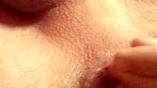 I Fiercely Jerk Off My Ass Until Explosive Squirting in Anal Fisting Action