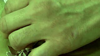 Veio no MEU quarto a NOITE pra TOCAR na minha FLORZINHA com big cock lingerie tease