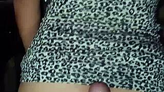 Mi cuñada se monta y se folla muy duro con una buena polla hasta llenarse toda de leche?