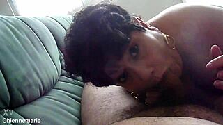 Chienne casually narrates her amateur blowjob adventure that ends with a hot cumshot and facial finish.