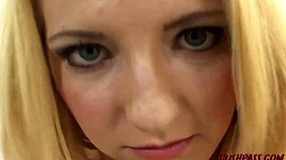 vivian the lonely milf begins her dick-sucking job adventure