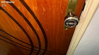 o marido tem nojo de comer cu então eu como com black blowjob action