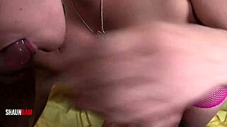 Jersey Mae Sucking Shaundam's Big Black Cock