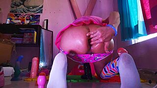 Teen flaquita enjoys extreme anal with gaping ladyboy in miniskirt and socks.