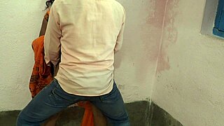 ओह मैन इंडियन भाभी टेलर मास्टर संग इतनी पैशनेट मोअन्स कमाल के