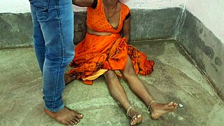 ओह मैन इंडियन भाभी टेलर मास्टर संग इतनी पैशनेट मोअन्स कमाल के