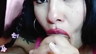 Colombian Girl Squirts from Wet Pussy Licking and Deepthroat Cumshot on Ass