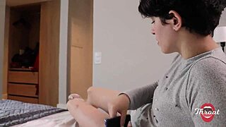 minha esposa saiu e eu fiz a amiga ruiva peituda mamar até gozar na boca dela, será que conta?